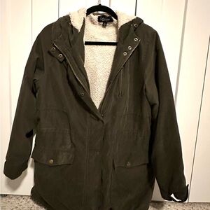 CoffeeShop Women's Parka Hooded Jacket in Olive XL